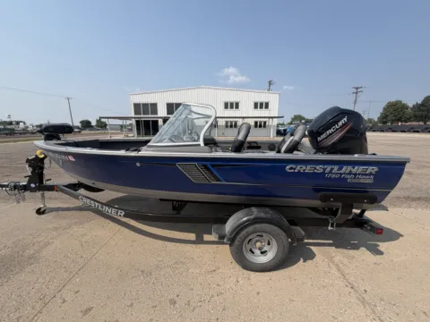 Unknown 2018 CRESTLINER 1750 FISHHAWK 90HP for sale in Fargo, ND