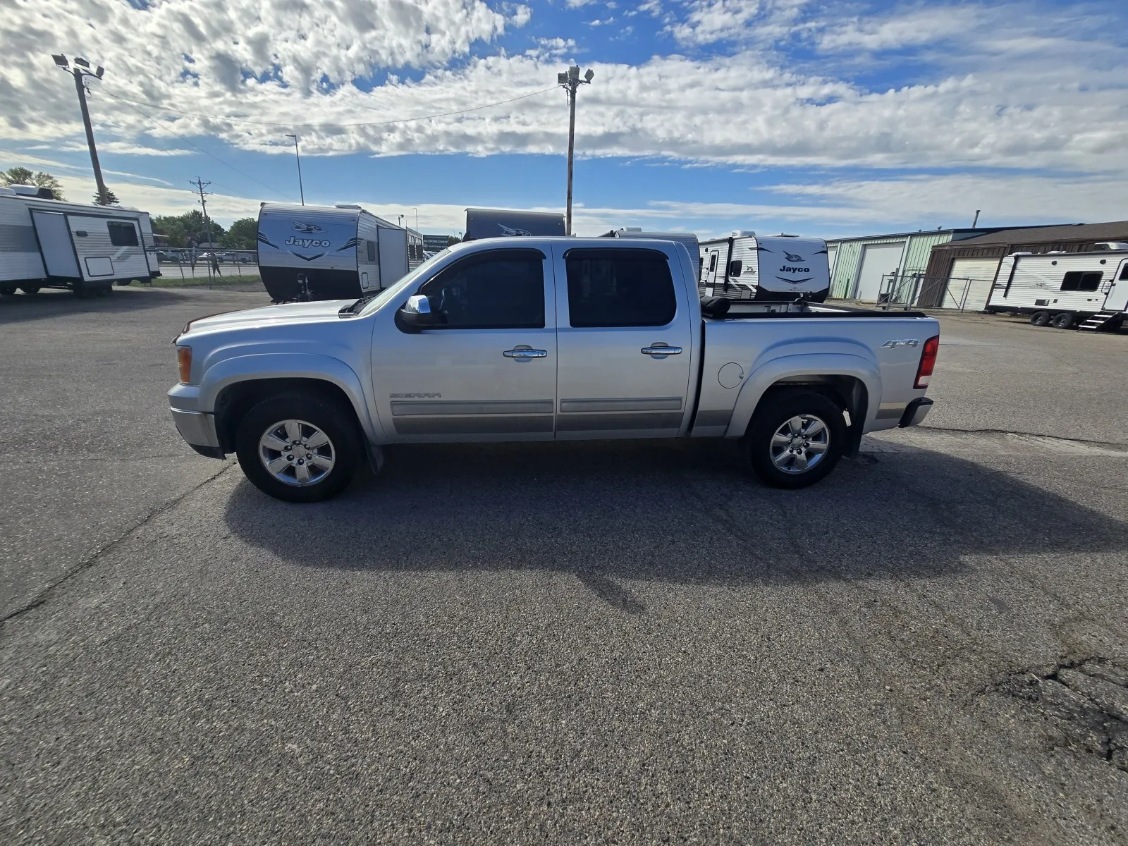 Unknown 2013 GMC SIERRA 1500 SLE for sale in Fargo, ND
