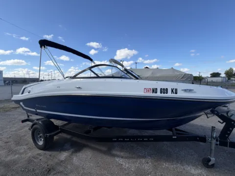Unknown 2018 BAYLINER VR5 for sale in Fargo, ND