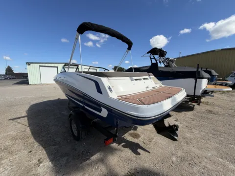 More photos of 2018 BAYLINER VR5 at McLaughlin's RV and Marine - Fargo, ND