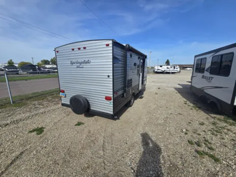 More photos of 2019 KEYSTONE SUMMERLAND 1790 FQ at McLaughlin's RV and Marine - Fargo, ND