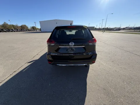 More photos of 2018 NISSAN ROGUE S at McLaughlin's RV and Marine - Fargo, ND