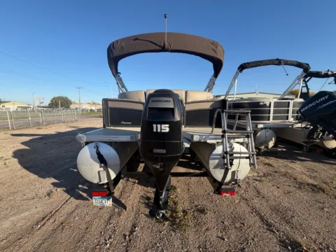 More photos of 2013 PREMIER SOLARIS 250RF 115HP SEA LEGS TRAILER at McLaughlin's RV and Marine - Fargo, ND