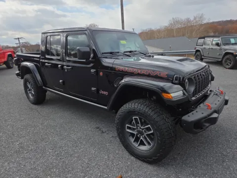 Black 2026 Jeep Gladiator Mojave X for sale in Hamburg, PA