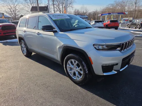 Silver 2023 Jeep Grand Cherokee L Limited for sale in Hamburg, PA