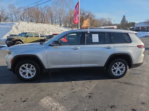 More photos of 2023 Jeep Grand Cherokee L Limited at Outten Chrysler Dodge Jeep RAM of Hamburg, PA