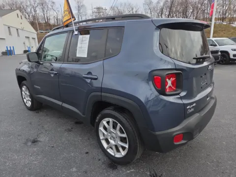 More photos of 2022 Jeep Renegade Latitude at Outten Chrysler Dodge Jeep RAM of Hamburg, PA