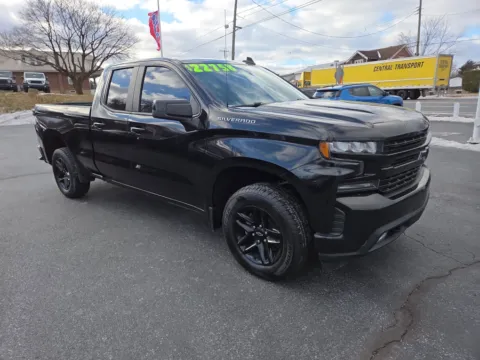 Black 2019 Chevrolet Silverado 1500 RST for sale in Hamburg, PA