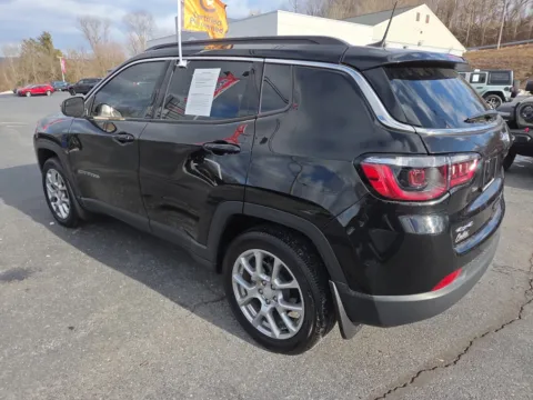 More photos of 2024 Jeep Compass Latitude Lux at Outten Chrysler Dodge Jeep RAM of Hamburg, PA