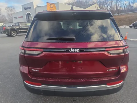 More photos of 2024 Jeep Grand Cherokee Limited at Outten Chrysler Dodge Jeep RAM of Hamburg, PA