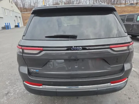 More photos of 2023 Jeep Grand Cherokee 4xe at Outten Chrysler Dodge Jeep RAM of Hamburg, PA