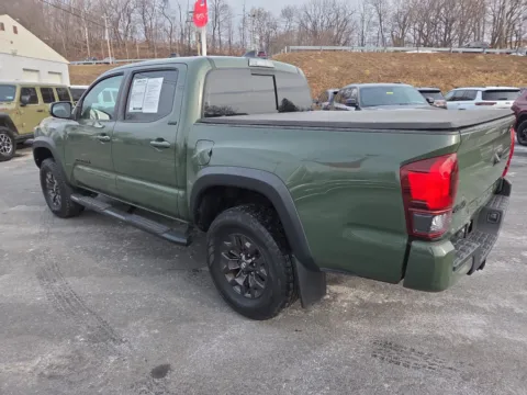 More photos of 2021 Toyota Tacoma SR5 at Outten Chrysler Dodge Jeep RAM of Hamburg, PA