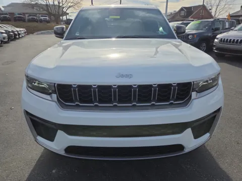 More photos of 2026 Jeep Grand Cherokee Limited at Outten Chrysler Dodge Jeep RAM of Hamburg, PA