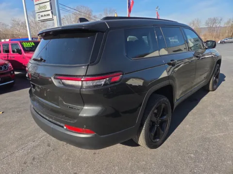 Another view of 2023 Jeep Grand Cherokee L Limited for sale in Hamburg, PA at Outten Chrysler Dodge Jeep RAM of Hamburg