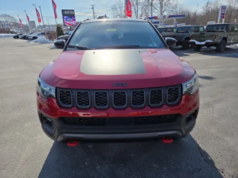 More photos of 2026 Jeep Compass Trailhawk at Outten Chrysler Dodge Jeep RAM of Hamburg, PA
