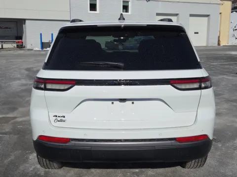 Another view of 2026 Jeep Grand Cherokee Laredo Altitude for sale in Hamburg, PA at Outten Chrysler Dodge Jeep RAM of Hamburg