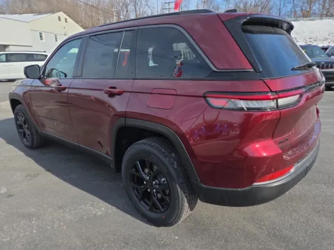 More photos of 2026 Jeep Grand Cherokee Laredo Altitude at Outten Chrysler Dodge Jeep RAM of Hamburg, PA