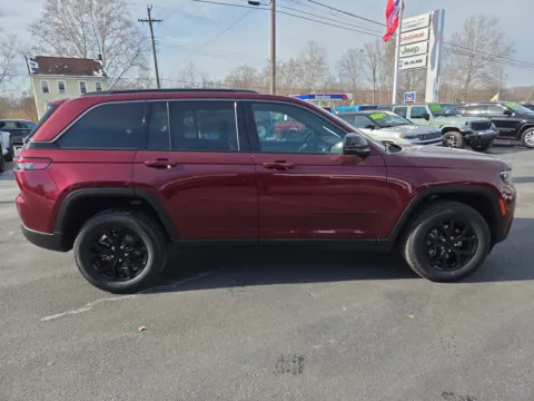 Photos of 2026 Jeep Grand Cherokee Laredo Altitude for sale in Hamburg, PA at Outten Chrysler Dodge Jeep RAM of Hamburg