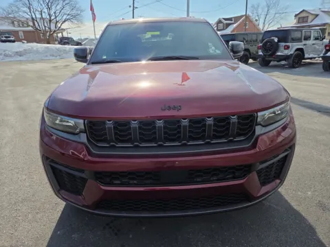 More photos of 2026 Jeep Grand Cherokee Laredo Altitude at Outten Chrysler Dodge Jeep RAM of Hamburg, PA
