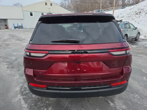 Another view of 2025 Jeep Grand Cherokee Altitude X for sale in Hamburg, PA at Outten Chrysler Dodge Jeep RAM of Hamburg