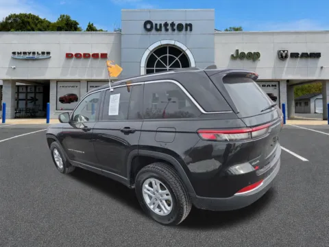 More photos of 2023 Jeep Grand Cherokee Laredo at Outten Chrysler Dodge Jeep RAM of Hamburg, PA