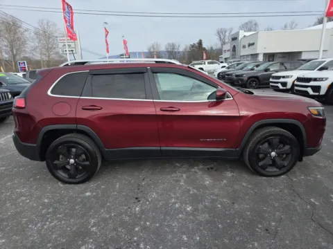 Photos of 2019 Jeep Cherokee Limited for sale in Hamburg, PA at Outten Chrysler Dodge Jeep RAM of Hamburg