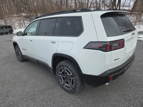 More photos of 2026 Jeep Cherokee Limited at Outten Chrysler Dodge Jeep RAM of Hamburg, PA