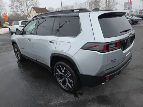More photos of 2026 Jeep Cherokee Overland at Outten Chrysler Dodge Jeep RAM of Hamburg, PA