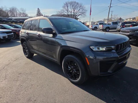 Gray 2026 Jeep Grand Cherokee Laredo Altitude for sale in Hamburg, PA