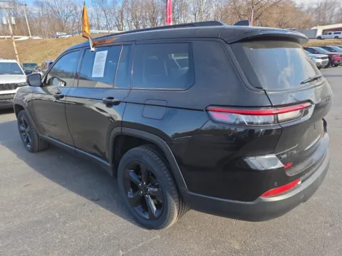 More photos of 2023 Jeep Grand Cherokee L Limited at Outten Chrysler Dodge Jeep RAM of Hamburg, PA