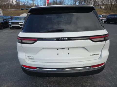 More photos of 2023 Jeep Grand Cherokee Limited at Outten Chrysler Dodge Jeep RAM of Hamburg, PA