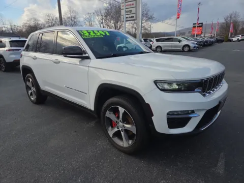 White 2023 Jeep Grand Cherokee Limited for sale in Hamburg, PA