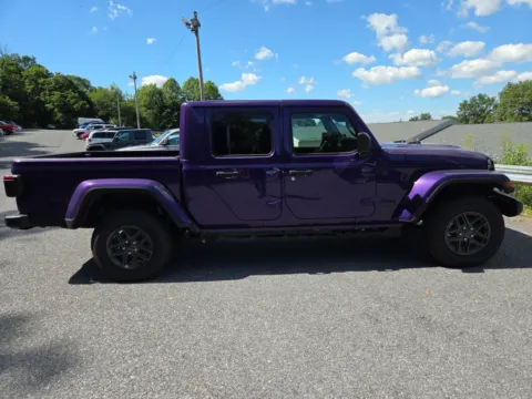 Photos of 2026 Jeep Gladiator Sport S for sale in Hamburg, PA at Outten Chrysler Dodge Jeep RAM of Hamburg