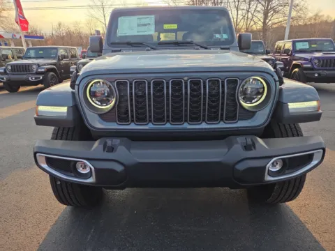 More photos of 2026 Jeep Gladiator Sahara at Outten Chrysler Dodge Jeep RAM of Hamburg, PA