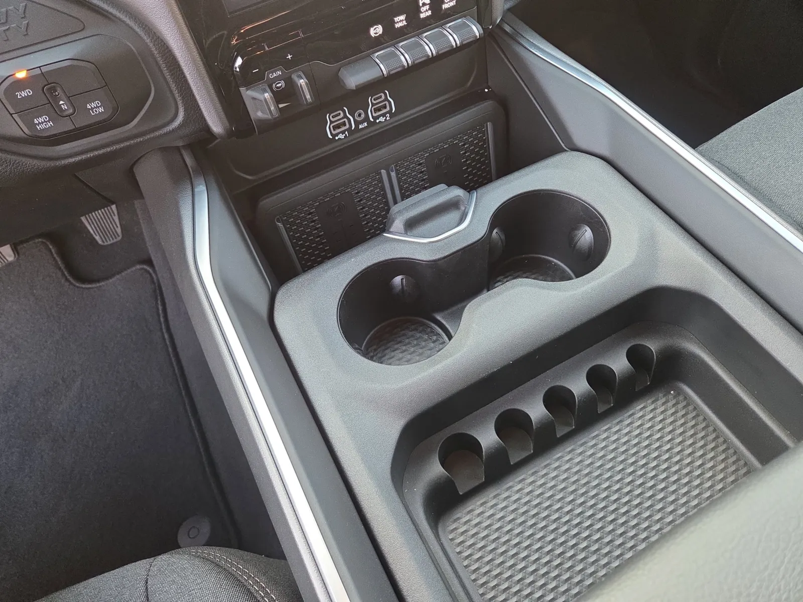 2026 RAM 2500 Big Horn - Photo 13