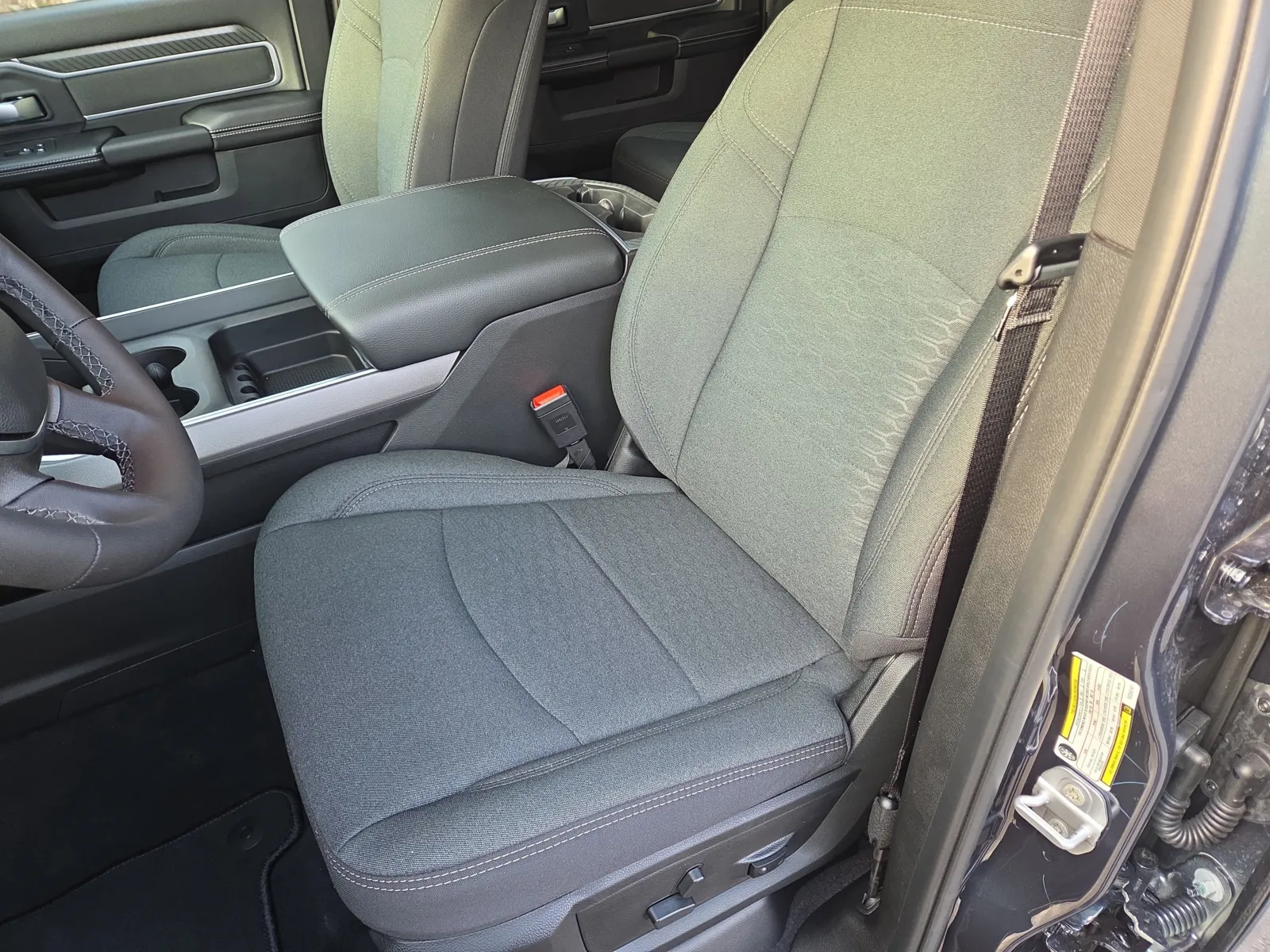 2026 RAM 2500 Big Horn - Photo 8