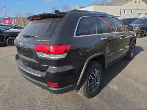 Another view of 2021 Jeep Grand Cherokee Limited for sale in Hamburg, PA at Outten Chrysler Dodge Jeep RAM of Hamburg