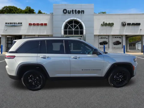 Photos of 2026 Jeep Grand Cherokee Laredo Altitude for sale in Hamburg, PA at Outten Chrysler Dodge Jeep RAM of Hamburg