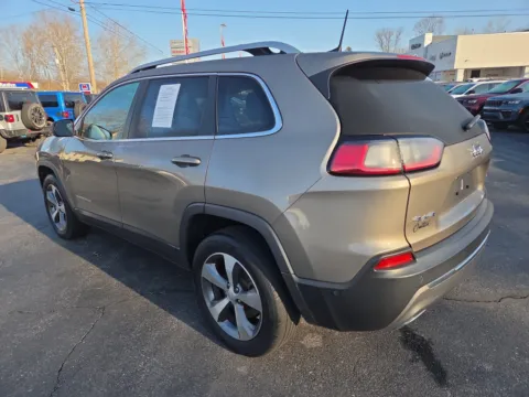 More photos of 2021 Jeep Cherokee Limited at Outten Chrysler Dodge Jeep RAM of Hamburg, PA