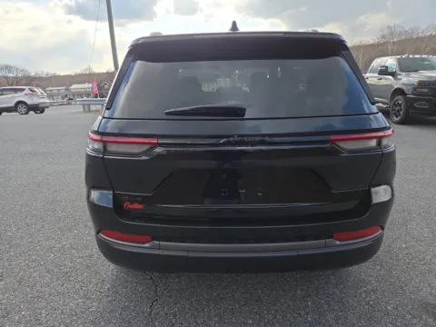 Another view of 2026 Jeep Grand Cherokee Limited for sale in Hamburg, PA at Outten Chrysler Dodge Jeep RAM of Hamburg