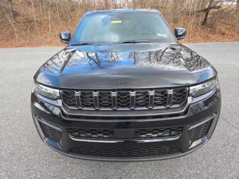 More photos of 2026 Jeep Grand Cherokee Limited at Outten Chrysler Dodge Jeep RAM of Hamburg, PA