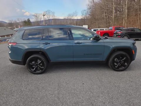 Photos of 2026 Jeep Grand Cherokee L Limited for sale in Hamburg, PA at Outten Chrysler Dodge Jeep RAM of Hamburg