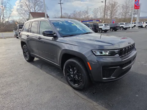 Gray 2026 Jeep Grand Cherokee Laredo Altitude for sale in Hamburg, PA