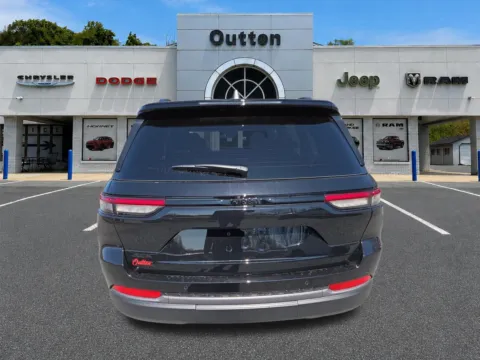 Another view of 2026 Jeep Grand Cherokee Laredo Altitude for sale in Hamburg, PA at Outten Chrysler Dodge Jeep RAM of Hamburg