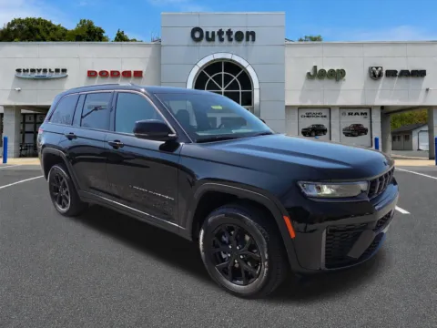 Black 2026 Jeep Grand Cherokee Laredo Altitude for sale in Hamburg, PA