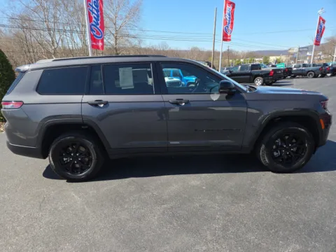 Photos of 2025 Jeep Grand Cherokee L Altitude X for sale in Hamburg, PA at Outten Chrysler Dodge Jeep RAM of Hamburg