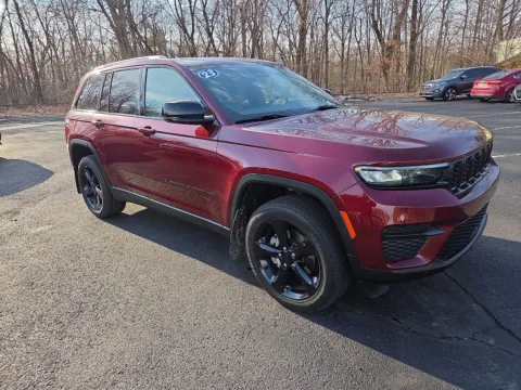 Red 2023 Jeep Grand Cherokee Altitude X for sale in Hamburg, PA