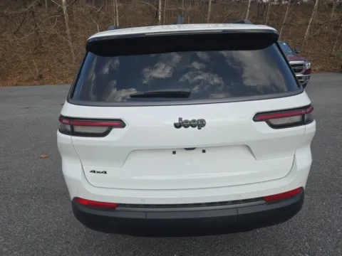Another view of 2026 Jeep Grand Cherokee L Limited for sale in Hamburg, PA at Outten Chrysler Dodge Jeep RAM of Hamburg