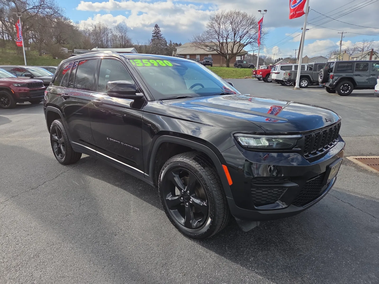 Black 2023 Jeep Grand Cherokee Altitude for sale in Hamburg, PA