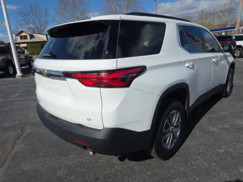Another view of 2023 Chevrolet Traverse LT Cloth for sale in Hamburg, PA at Outten Chrysler Dodge Jeep RAM of Hamburg